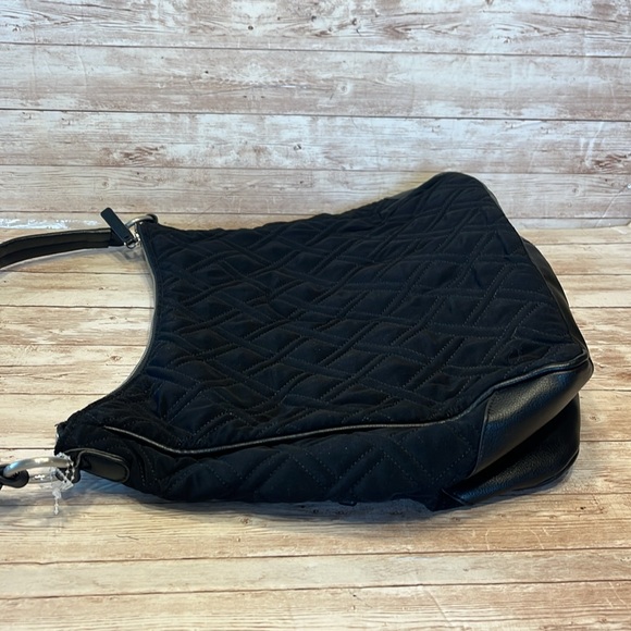 Vera Bradley Black Quilted Shoulder Bag Handbag Purse Like new soft - Picture 3 of 14